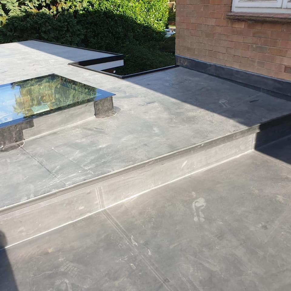 EPDM Rubber Roof with Sky lights