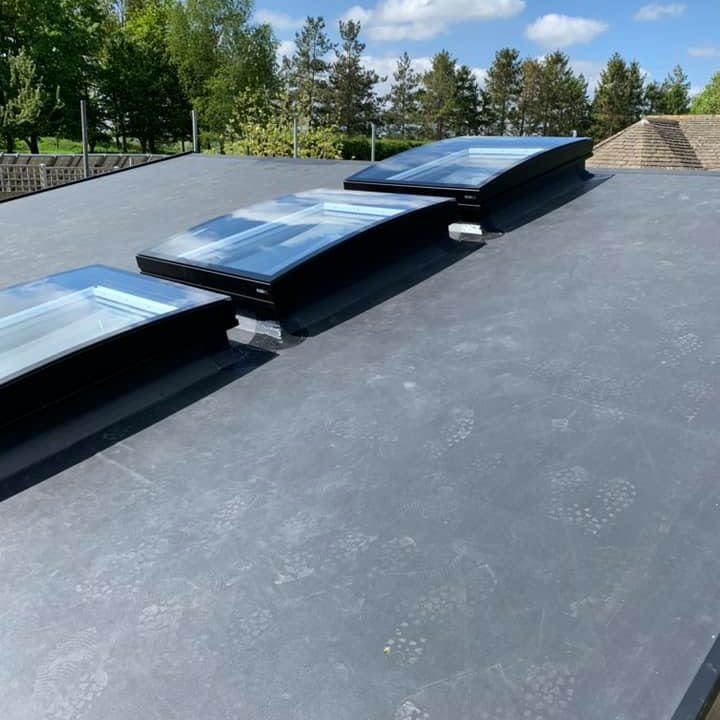 EPDM Rubber Roof with Sky lights